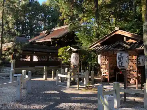 建部大社の建物その他