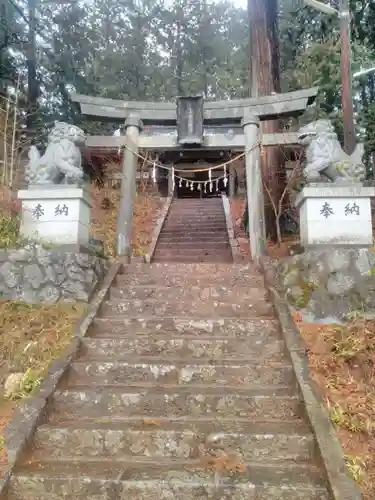 若宮八幡神社の鳥居