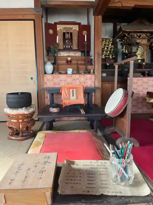 西光寺の{uncategorized: "未分類", other: "その他", undefined: "問題あり", building: "その他建物", grave: "お墓", sacred_gate: "鳥居", guardian: "狛犬", statue: "像", buddha: "仏像", history: "歴史", nature: "自然", garden: "庭園", animal: "動物", pagoda: "塔", temizu: "手水舎", mountain_gate: "山門・神門", sanctuary: "本殿・本堂", subordinate: "末社・摂社", art: "芸術", scenery: "景色", jizo: "地蔵", ema: "絵馬", goshuin: "御朱印", omikuji: "おみくじ", items: "授与品その他", amulet: "お守り", goshuincho: "御朱印帳", eats: "食事", festival: "お祭り", votive_dance: "神楽", shichigosan: "七五三参", wedding: "結婚式", experience: "体験その他", initially: "初詣", around: "周辺", anti_infection: "感染症対策"}