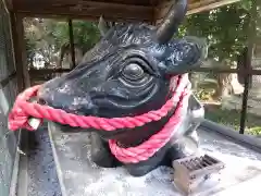 阿志都彌神社・行過天満宮の像