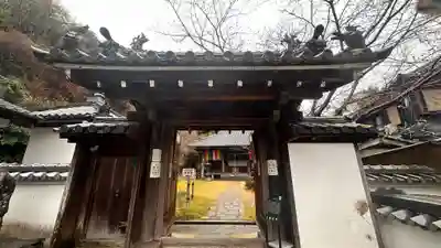 神童寺の山門・神門