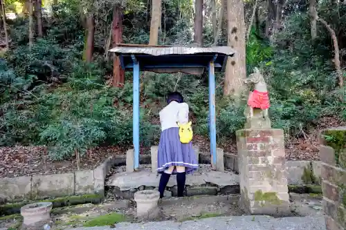 小丹神社の手水舎