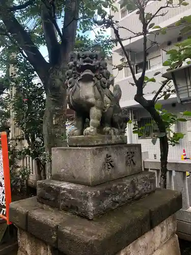 皆中稲荷神社の狛犬