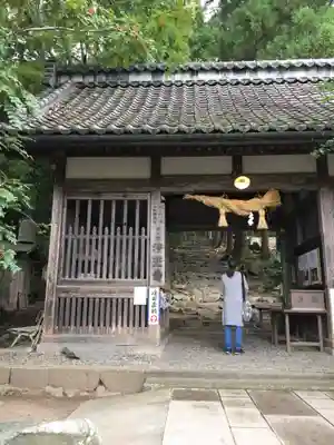 薬師寺の山門・神門