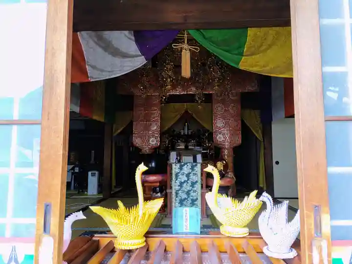 龍蔵寺の本殿・本堂