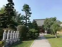 法岩院の庭園