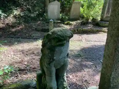 白鳥神社の狛犬
