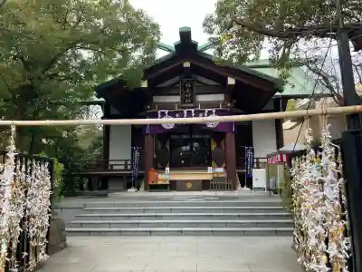 稲毛神社の{uncategorized: "未分類", other: "その他", undefined: "問題あり", building: "その他建物", grave: "お墓", sacred_gate: "鳥居", guardian: "狛犬", statue: "像", buddha: "仏像", history: "歴史", nature: "自然", garden: "庭園", animal: "動物", pagoda: "塔", temizu: "手水舎", mountain_gate: "山門・神門", sanctuary: "本殿・本堂", subordinate: "末社・摂社", art: "芸術", scenery: "景色", jizo: "地蔵", ema: "絵馬", goshuin: "御朱印", omikuji: "おみくじ", items: "授与品その他", amulet: "お守り", goshuincho: "御朱印帳", eats: "食事", festival: "お祭り", votive_dance: "神楽", shichigosan: "七五三参", wedding: "結婚式", experience: "体験その他", initially: "初詣", around: "周辺", anti_infection: "感染症対策"}