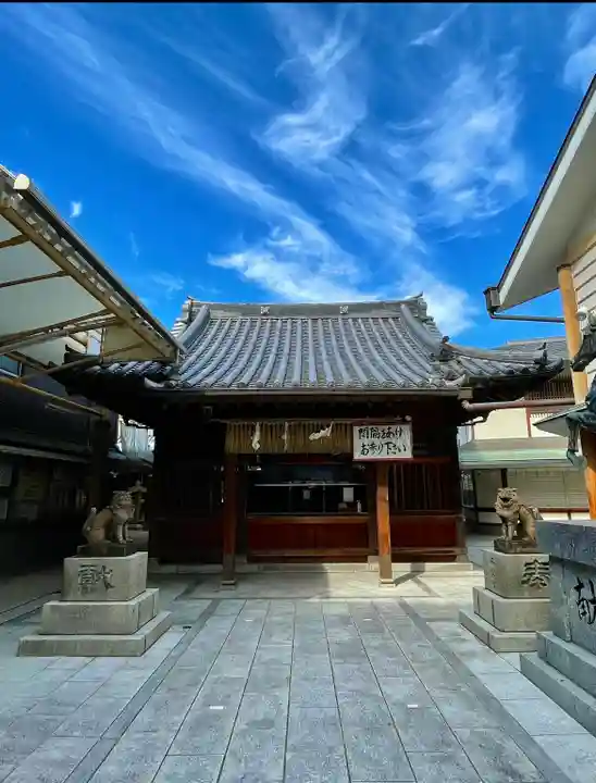 若八幡宮の本殿・本堂