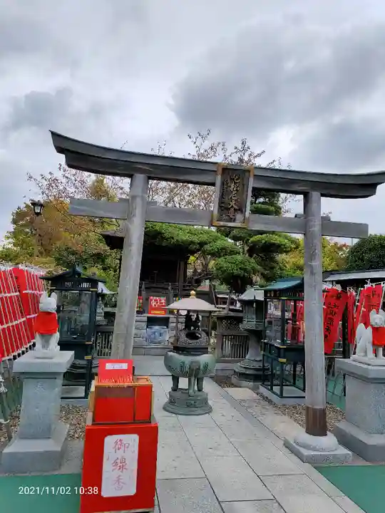 成田山深川不動堂(新勝寺東京別院)の末社・摂社