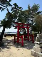 八幡宮の{uncategorized: "未分類", other: "その他", undefined: "問題あり", building: "その他建物", grave: "お墓", sacred_gate: "鳥居", guardian: "狛犬", statue: "像", buddha: "仏像", history: "歴史", nature: "自然", garden: "庭園", animal: "動物", pagoda: "塔", temizu: "手水舎", mountain_gate: "山門・神門", sanctuary: "本殿・本堂", subordinate: "末社・摂社", art: "芸術", scenery: "景色", jizo: "地蔵", ema: "絵馬", goshuin: "御朱印", omikuji: "おみくじ", items: "授与品その他", amulet: "お守り", goshuincho: "御朱印帳", eats: "食事", festival: "お祭り", votive_dance: "神楽", shichigosan: "七五三参", wedding: "結婚式", experience: "体験その他", initially: "初詣", around: "周辺", anti_infection: "感染症対策"}