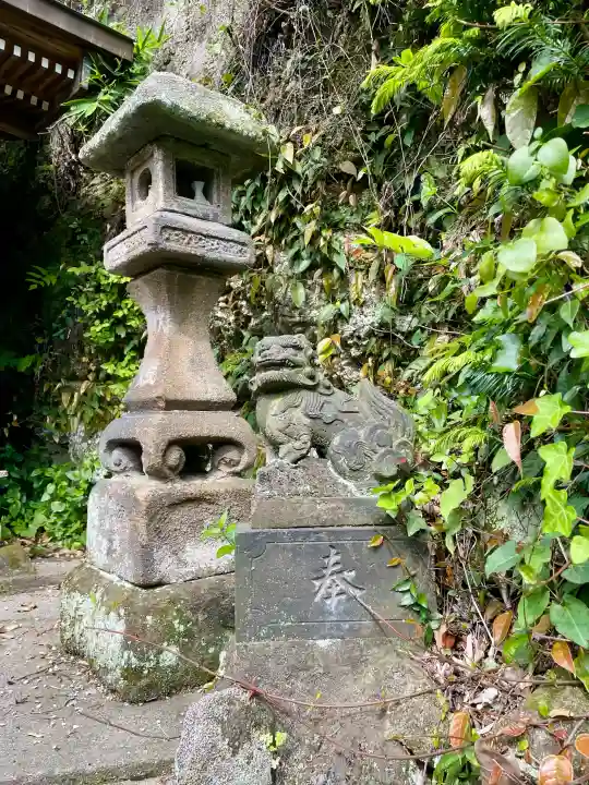八幡宮の{uncategorized: "未分類", other: "その他", undefined: "問題あり", building: "その他建物", grave: "お墓", sacred_gate: "鳥居", guardian: "狛犬", statue: "像", buddha: "仏像", history: "歴史", nature: "自然", garden: "庭園", animal: "動物", pagoda: "塔", temizu: "手水舎", mountain_gate: "山門・神門", sanctuary: "本殿・本堂", subordinate: "末社・摂社", art: "芸術", scenery: "景色", jizo: "地蔵", ema: "絵馬", goshuin: "御朱印", omikuji: "おみくじ", items: "授与品その他", amulet: "お守り", goshuincho: "御朱印帳", eats: "食事", festival: "お祭り", votive_dance: "神楽", shichigosan: "七五三参", wedding: "結婚式", experience: "体験その他", initially: "初詣", around: "周辺", anti_infection: "感染症対策"}