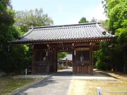 平尾八幡神社の山門