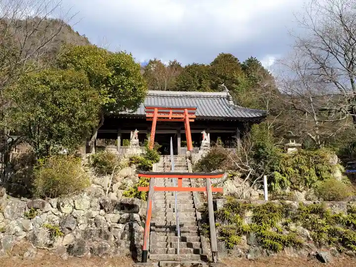 稲荷神社の鳥居