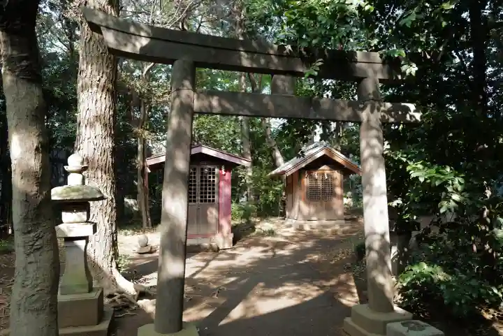 土支田八幡宮の{uncategorized: "未分類", other: "その他", undefined: "問題あり", building: "その他建物", grave: "お墓", sacred_gate: "鳥居", guardian: "狛犬", statue: "像", buddha: "仏像", history: "歴史", nature: "自然", garden: "庭園", animal: "動物", pagoda: "塔", temizu: "手水舎", mountain_gate: "山門・神門", sanctuary: "本殿・本堂", subordinate: "末社・摂社", art: "芸術", scenery: "景色", jizo: "地蔵", ema: "絵馬", goshuin: "御朱印", omikuji: "おみくじ", items: "授与品その他", amulet: "お守り", goshuincho: "御朱印帳", eats: "食事", festival: "お祭り", votive_dance: "神楽", shichigosan: "七五三参", wedding: "結婚式", experience: "体験その他", initially: "初詣", around: "周辺", anti_infection: "感染症対策"}