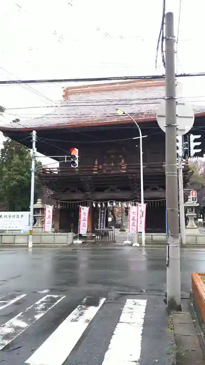 鳥海月山両所宮の山門・神門
