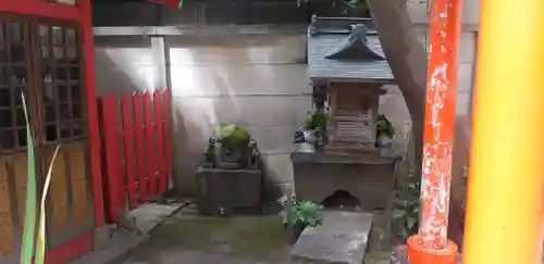 銀杏岡八幡神社の末社