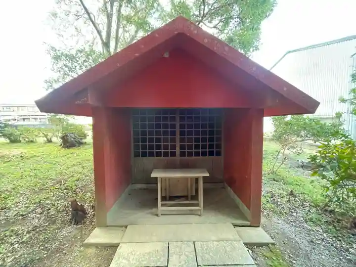 ニ木神社の{uncategorized: "未分類", other: "その他", undefined: "問題あり", building: "その他建物", grave: "お墓", sacred_gate: "鳥居", guardian: "狛犬", statue: "像", buddha: "仏像", history: "歴史", nature: "自然", garden: "庭園", animal: "動物", pagoda: "塔", temizu: "手水舎", mountain_gate: "山門・神門", sanctuary: "本殿・本堂", subordinate: "末社・摂社", art: "芸術", scenery: "景色", jizo: "地蔵", ema: "絵馬", goshuin: "御朱印", omikuji: "おみくじ", items: "授与品その他", amulet: "お守り", goshuincho: "御朱印帳", eats: "食事", festival: "お祭り", votive_dance: "神楽", shichigosan: "七五三参", wedding: "結婚式", experience: "体験その他", initially: "初詣", around: "周辺", anti_infection: "感染症対策"}