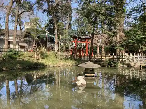 調神社の庭園