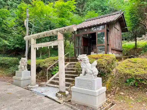 佐伎治神社の末社