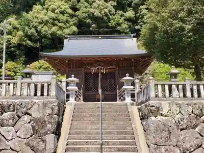 大崎神社の本殿・本堂