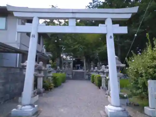 立志神社の鳥居