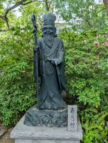 真田山 三光神社の{uncategorized: "未分類", other: "その他", undefined: "問題あり", building: "その他建物", grave: "お墓", sacred_gate: "鳥居", guardian: "狛犬", statue: "像", buddha: "仏像", history: "歴史", nature: "自然", garden: "庭園", animal: "動物", pagoda: "塔", temizu: "手水舎", mountain_gate: "山門・神門", sanctuary: "本殿・本堂", subordinate: "末社・摂社", art: "芸術", scenery: "景色", jizo: "地蔵", ema: "絵馬", goshuin: "御朱印", omikuji: "おみくじ", items: "授与品その他", amulet: "お守り", goshuincho: "御朱印帳", eats: "食事", festival: "お祭り", votive_dance: "神楽", shichigosan: "七五三参", wedding: "結婚式", experience: "体験その他", initially: "初詣", around: "周辺", anti_infection: "感染症対策"}