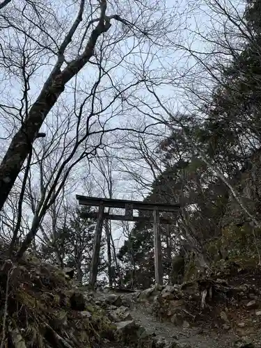 三峯神社奥宮の鳥居