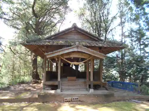 松谷阿蘇神社の本殿