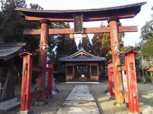 青柳神社の鳥居