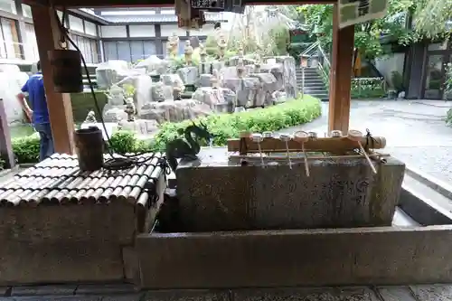 頂法寺（六角堂）の手水舎
