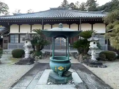 浄眼寺の{uncategorized: "未分類", other: "その他", undefined: "問題あり", building: "その他建物", grave: "お墓", sacred_gate: "鳥居", guardian: "狛犬", statue: "像", buddha: "仏像", history: "歴史", nature: "自然", garden: "庭園", animal: "動物", pagoda: "塔", temizu: "手水舎", mountain_gate: "山門・神門", sanctuary: "本殿・本堂", subordinate: "末社・摂社", art: "芸術", scenery: "景色", jizo: "地蔵", ema: "絵馬", goshuin: "御朱印", omikuji: "おみくじ", items: "授与品その他", amulet: "お守り", goshuincho: "御朱印帳", eats: "食事", festival: "お祭り", votive_dance: "神楽", shichigosan: "七五三参", wedding: "結婚式", experience: "体験その他", initially: "初詣", around: "周辺", anti_infection: "感染症対策"}