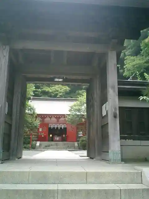 荏柄天神社の山門・神門