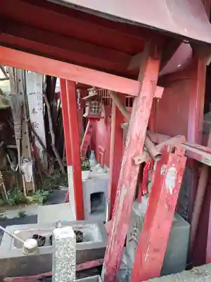 一本槍稲荷神社の鳥居