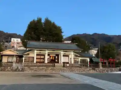 兵庫縣神戸護國神社の{uncategorized: "未分類", other: "その他", undefined: "問題あり", building: "その他建物", grave: "お墓", sacred_gate: "鳥居", guardian: "狛犬", statue: "像", buddha: "仏像", history: "歴史", nature: "自然", garden: "庭園", animal: "動物", pagoda: "塔", temizu: "手水舎", mountain_gate: "山門・神門", sanctuary: "本殿・本堂", subordinate: "末社・摂社", art: "芸術", scenery: "景色", jizo: "地蔵", ema: "絵馬", goshuin: "御朱印", omikuji: "おみくじ", items: "授与品その他", amulet: "お守り", goshuincho: "御朱印帳", eats: "食事", festival: "お祭り", votive_dance: "神楽", shichigosan: "七五三参", wedding: "結婚式", experience: "体験その他", initially: "初詣", around: "周辺", anti_infection: "感染症対策"}