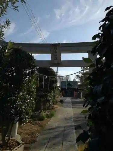 尾曳稲荷神社の鳥居