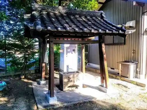 牛毛神社の手水舎
