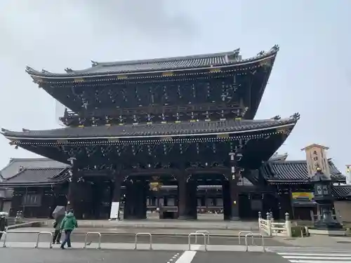 東本願寺（真宗本廟）の山門・神門