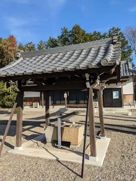 伊岐神社の手水舎