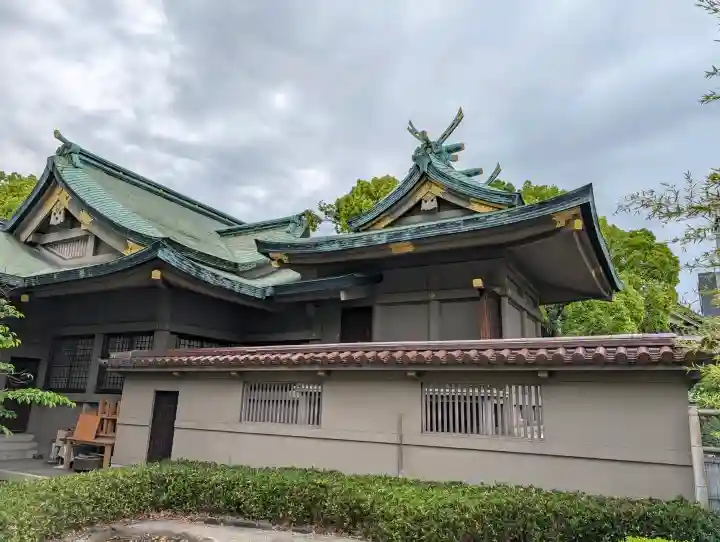 高津宮の{uncategorized: "未分類", other: "その他", undefined: "問題あり", building: "その他建物", grave: "お墓", sacred_gate: "鳥居", guardian: "狛犬", statue: "像", buddha: "仏像", history: "歴史", nature: "自然", garden: "庭園", animal: "動物", pagoda: "塔", temizu: "手水舎", mountain_gate: "山門・神門", sanctuary: "本殿・本堂", subordinate: "末社・摂社", art: "芸術", scenery: "景色", jizo: "地蔵", ema: "絵馬", goshuin: "御朱印", omikuji: "おみくじ", items: "授与品その他", amulet: "お守り", goshuincho: "御朱印帳", eats: "食事", festival: "お祭り", votive_dance: "神楽", shichigosan: "七五三参", wedding: "結婚式", experience: "体験その他", initially: "初詣", around: "周辺", anti_infection: "感染症対策"}