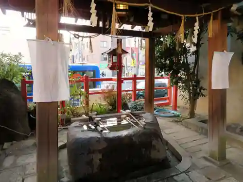 春日神社の手水舎