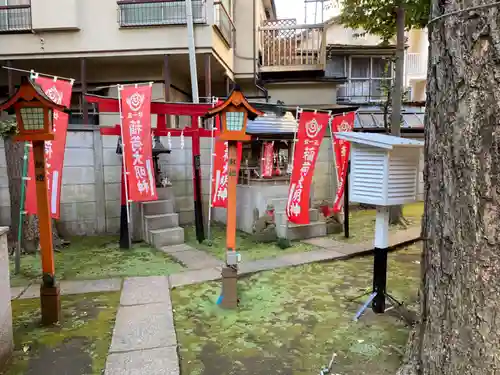 高円寺氷川神社の末社