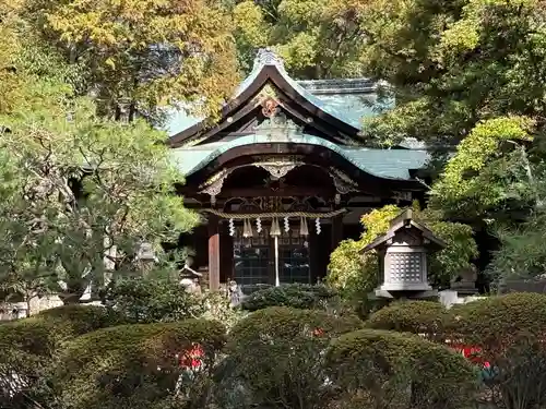 岡崎神社の本殿・本堂