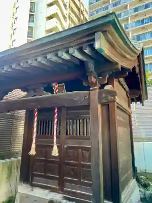 瘡護稲荷大明神の{uncategorized: "未分類", other: "その他", undefined: "問題あり", building: "その他建物", grave: "お墓", sacred_gate: "鳥居", guardian: "狛犬", statue: "像", buddha: "仏像", history: "歴史", nature: "自然", garden: "庭園", animal: "動物", pagoda: "塔", temizu: "手水舎", mountain_gate: "山門・神門", sanctuary: "本殿・本堂", subordinate: "末社・摂社", art: "芸術", scenery: "景色", jizo: "地蔵", ema: "絵馬", goshuin: "御朱印", omikuji: "おみくじ", items: "授与品その他", amulet: "お守り", goshuincho: "御朱印帳", eats: "食事", festival: "お祭り", votive_dance: "神楽", shichigosan: "七五三参", wedding: "結婚式", experience: "体験その他", initially: "初詣", around: "周辺", anti_infection: "感染症対策"}