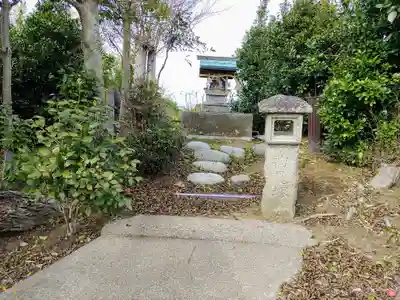 物見塚稲荷社のその他建物