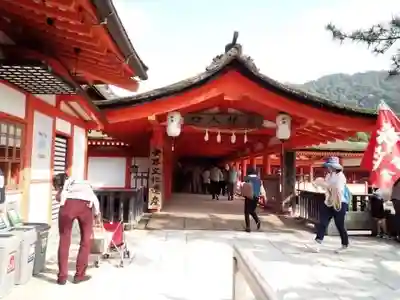 厳島神社(広島県)