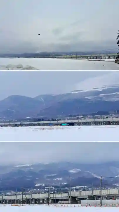 東開発稲荷神社の{uncategorized: "未分類", other: "その他", undefined: "問題あり", building: "その他建物", grave: "お墓", sacred_gate: "鳥居", guardian: "狛犬", statue: "像", buddha: "仏像", history: "歴史", nature: "自然", garden: "庭園", animal: "動物", pagoda: "塔", temizu: "手水舎", mountain_gate: "山門・神門", sanctuary: "本殿・本堂", subordinate: "末社・摂社", art: "芸術", scenery: "景色", jizo: "地蔵", ema: "絵馬", goshuin: "御朱印", omikuji: "おみくじ", items: "授与品その他", amulet: "お守り", goshuincho: "御朱印帳", eats: "食事", festival: "お祭り", votive_dance: "神楽", shichigosan: "七五三参", wedding: "結婚式", experience: "体験その他", initially: "初詣", around: "周辺", anti_infection: "感染症対策"}