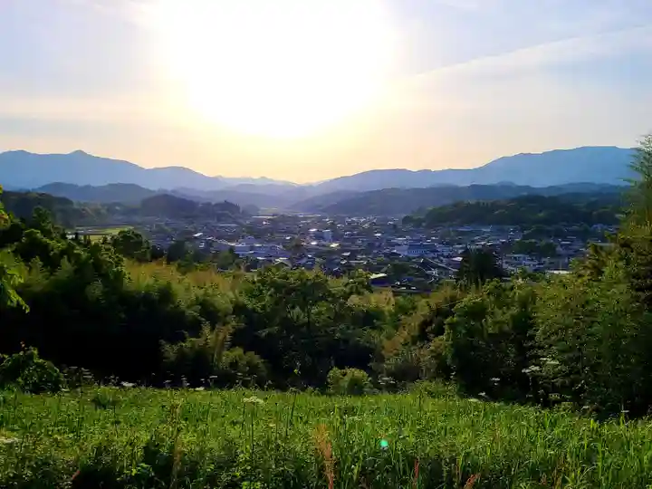 岩崎稲荷神社の景色