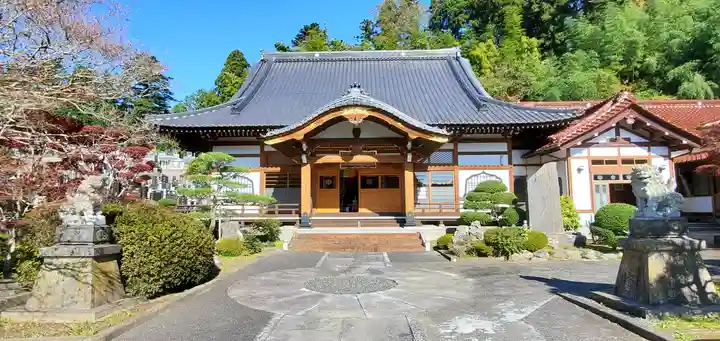 梅渓寺の本殿・本堂