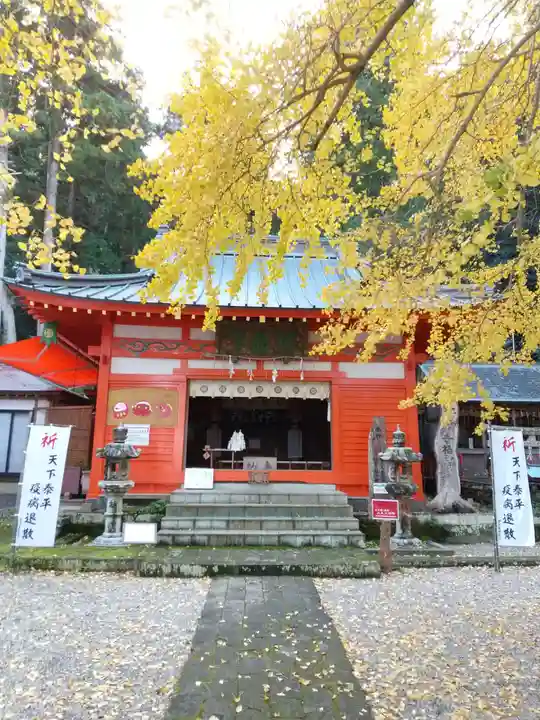 伊那下神社の本殿・本堂